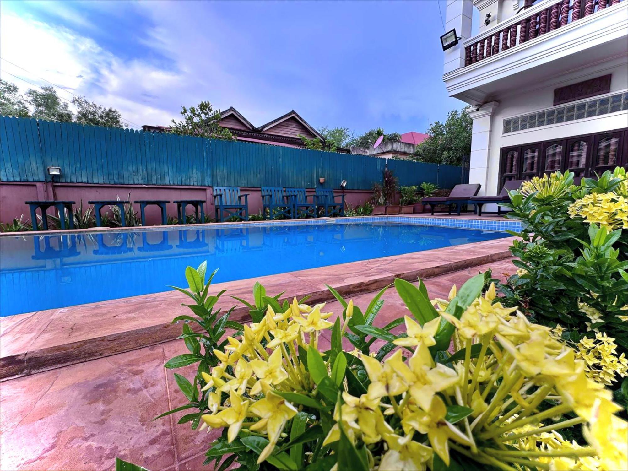 Shining Angkor Boutique Hotel Сием Реап Екстериор снимка